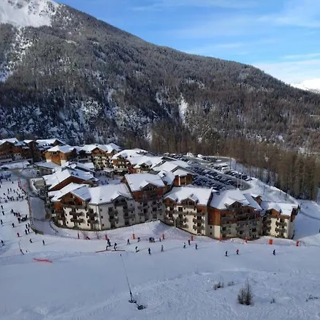 Les Orres 1800 Au Pied Des Pistes Apartment Le Melezet